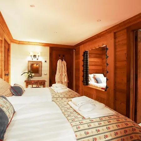 Chalet Sleeps 12 Wifi * Mussillon